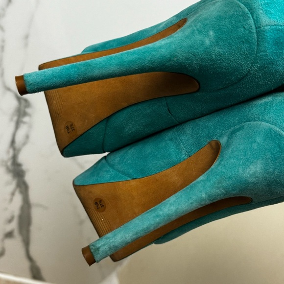 Teal Blue Heels 🩵 - Picture 2 of 7